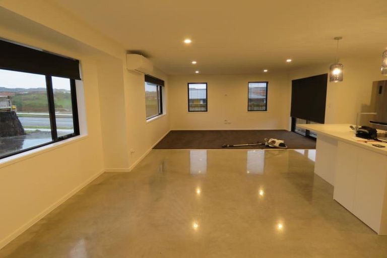 Photo of property in 63 Cyrus Street, Whalers Gate, New Plymouth, 4310