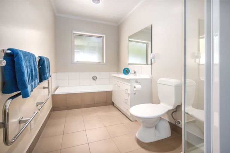 Photo of property in 54 Te Puia Drive, Aotea, Porirua, 5024