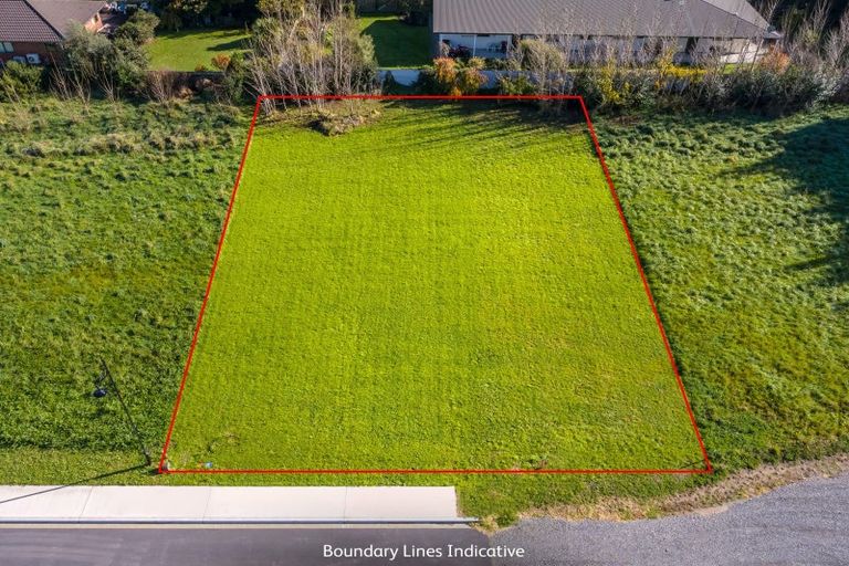 Photo of property in 23 Kakariki Crescent, Carterton, 5713