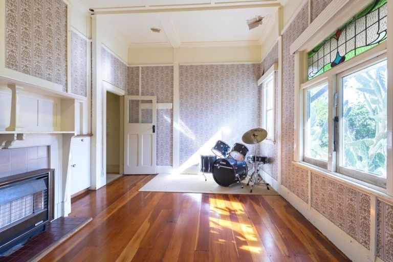 Photo of property in 9 County Place, Tirau, 3410