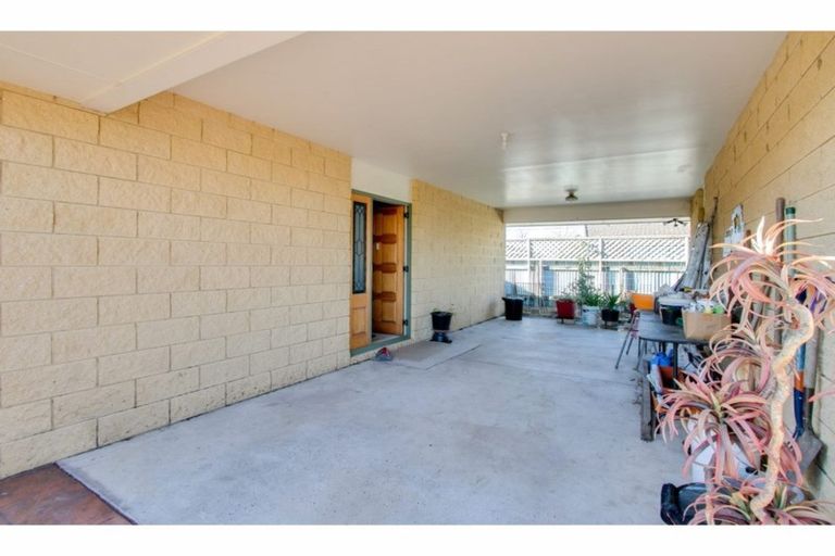 Photo of property in 238c Warwick Road, Mayfair, Hastings, 4122