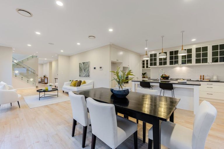 Photo of property in 21 Tawatawa Street, Long Bay, Auckland, 0630