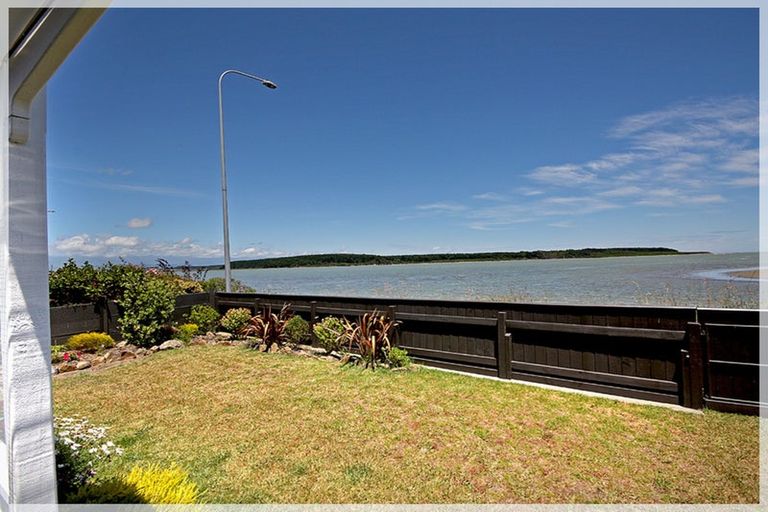 Photo of property in 9 Rosvall Place, Foxton Beach, Foxton, 4815