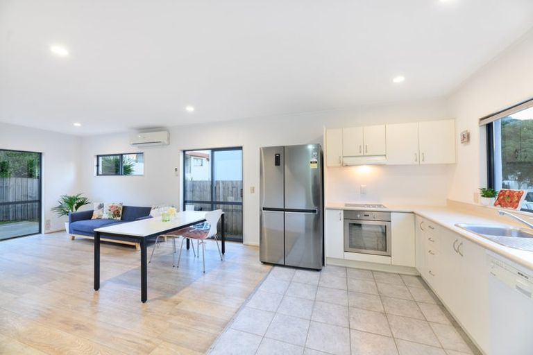 Photo of property in 9 Butia Avenue, Henderson, Auckland, 0612