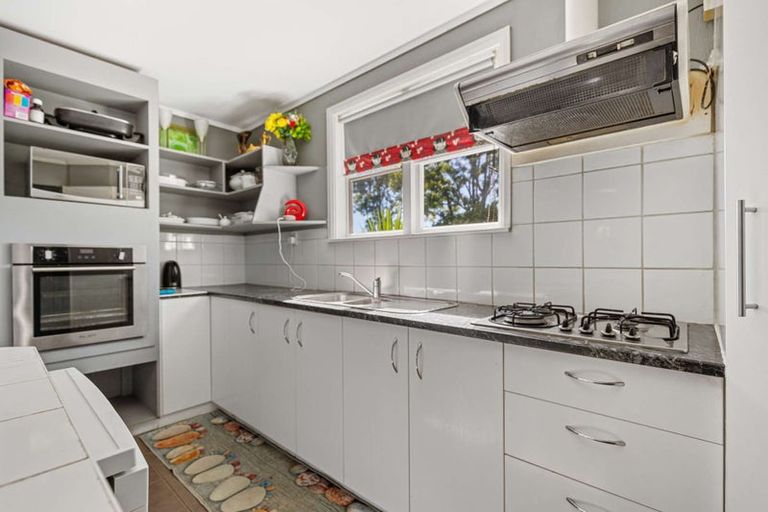 Photo of property in 51 Kenney Crescent, Fairfield, Hamilton, 3214