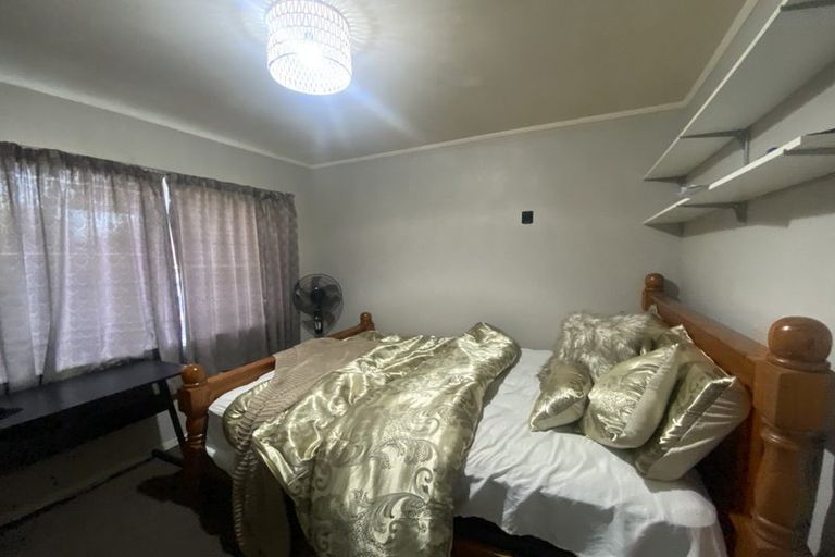 Photo of property in 22 Cherry Tree Place, Massey, Auckland, 0614