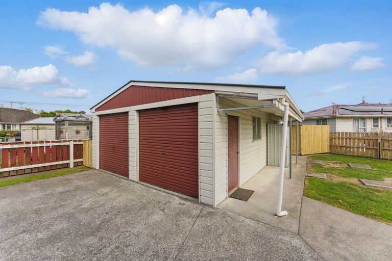 Photo of property in 11 Ward Street, Bulls, 4818