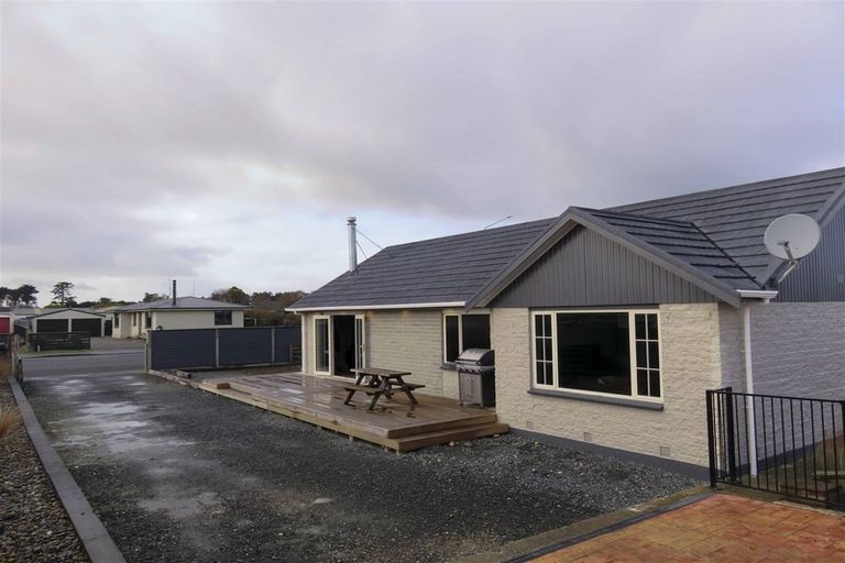 Photo of property in 11 Chesney Street, Heidelberg, Invercargill, 9812