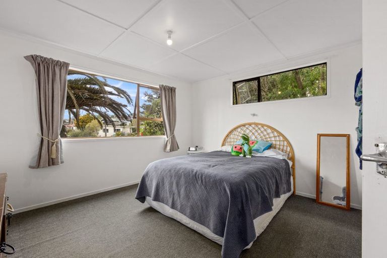Photo of property in 29 Elliston Crescent, Stanmore Bay, Whangaparaoa, 0932