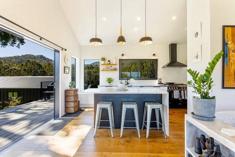 Photo of property in 42a Upland Road, Huia, Auckland, 0604