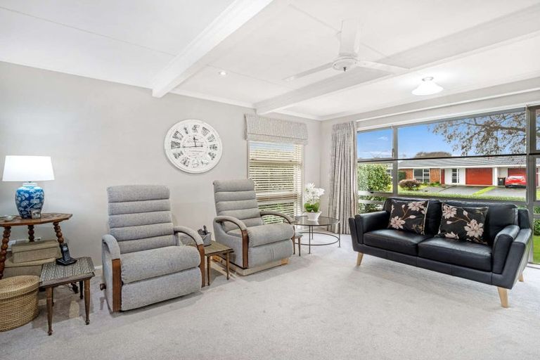 Photo of property in 2 Langley Avenue, Milson, Palmerston North, 4414