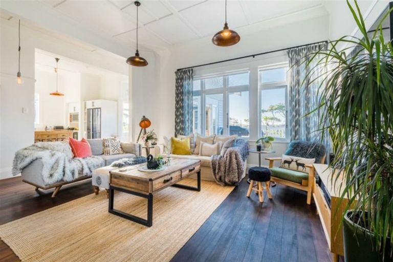 Photo of property in 374 Ridge Road, Coatesville, Albany, 0793