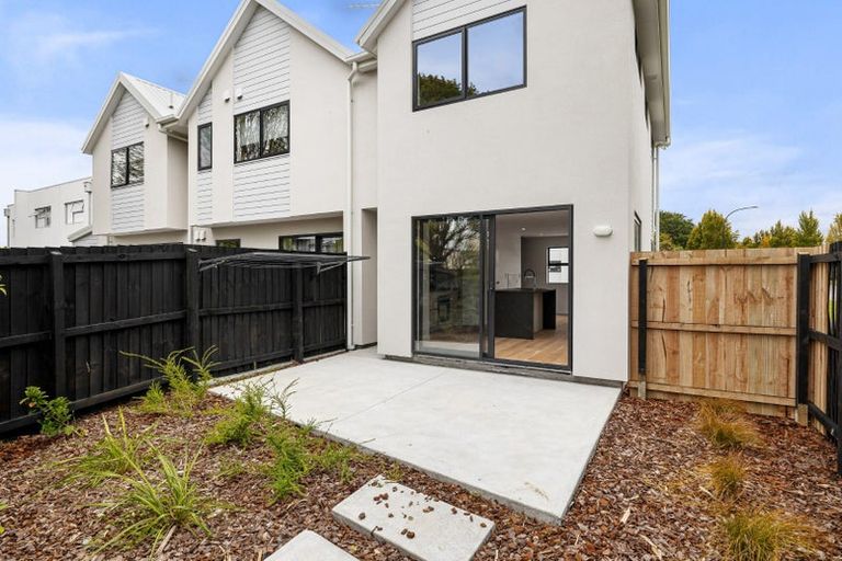 Photo of property in 1/32 Cross Street, Phillipstown, Christchurch, 8011