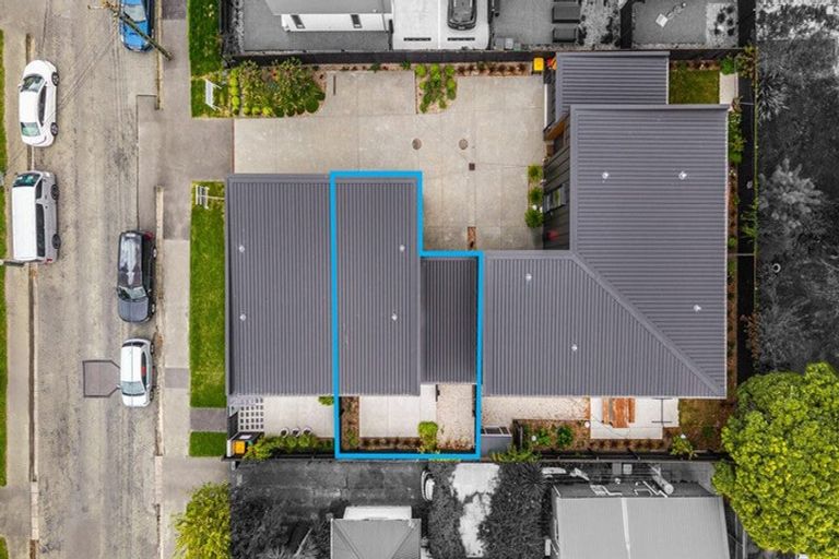 Photo of property in 2/12 Hume Street, Sydenham, Christchurch, 8023