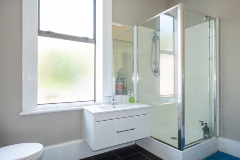 Photo of property in 4 Wakatipu Street, Ravensbourne, Dunedin, 9022