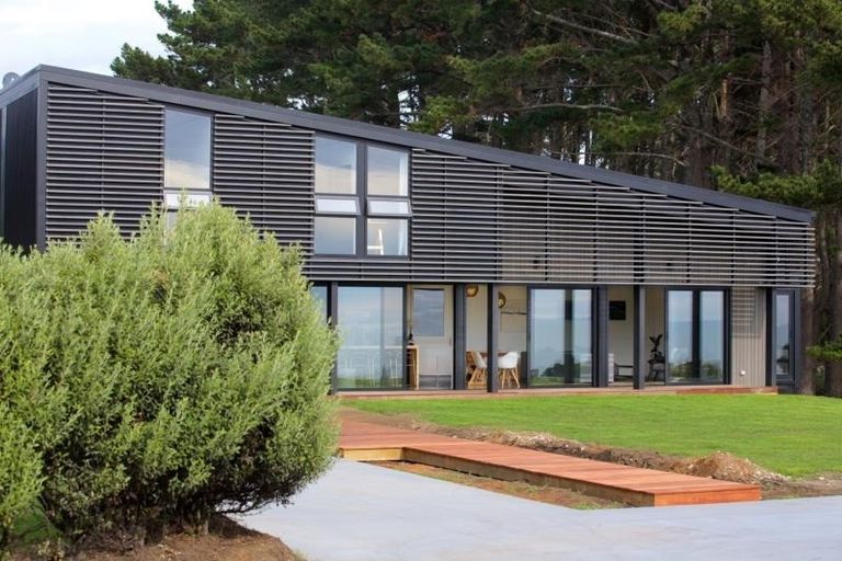 Photo of property in 16a Shearer Drive, Oakura, 4314