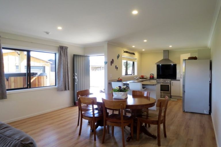 Photo of property in 4 Koromiko Drive, Coromandel, 3506