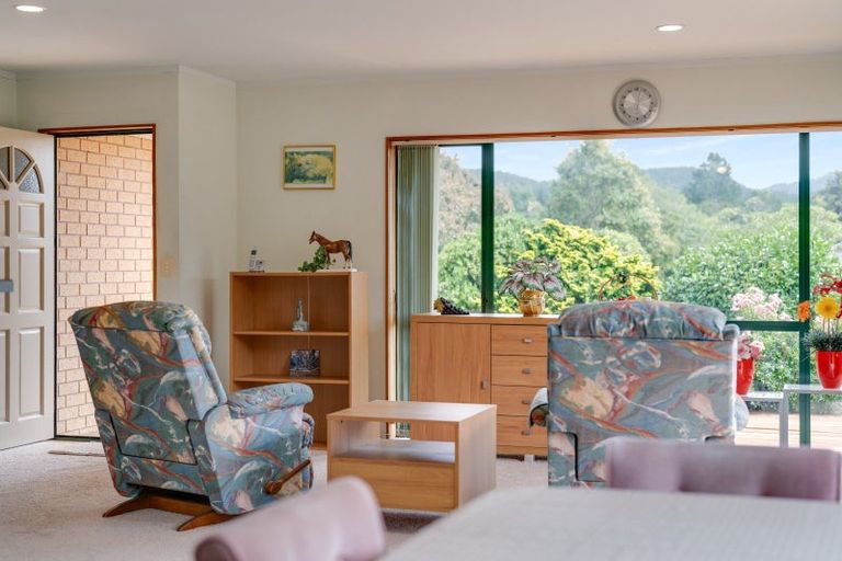 Photo of property in 109 Everitt Crescent, Whangamata, 3620