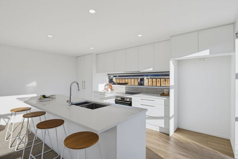 Photo of property in 39 Chambers Avenue, Woodend, 7610