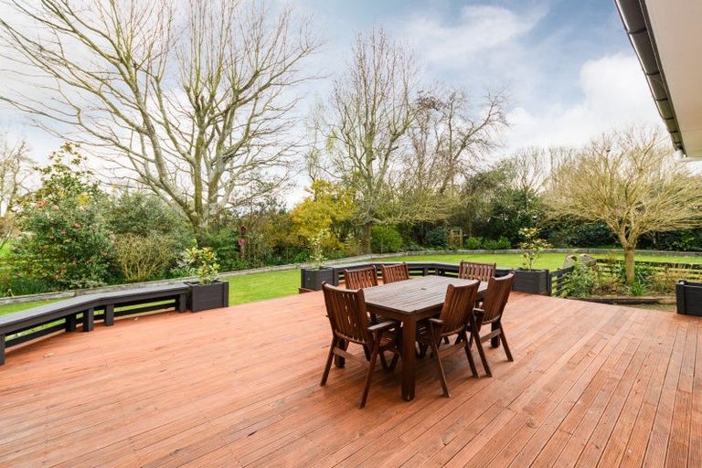 Photo of property in 1308 Rongotea Road, Kairanga, Palmerston North, 4475