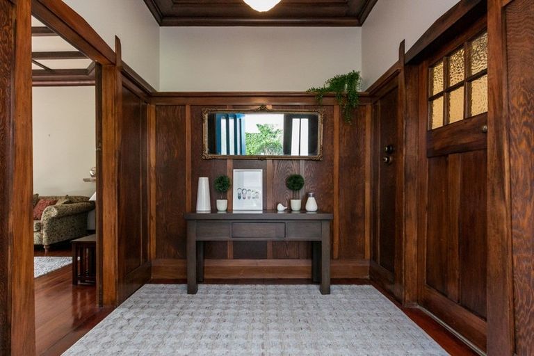 Photo of property in 114 Frederick Street, Mayfair, Hastings, 4122