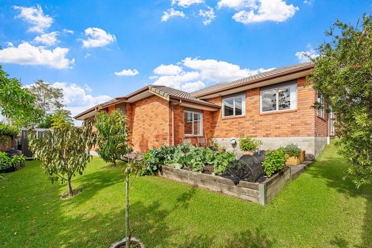 Photo of property in 32 Driftwood Drive, Red Beach, 0932