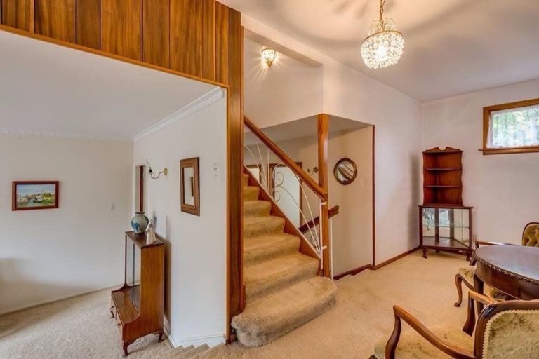 Photo of property in 16 Ilfracombe Place, Burnside, Christchurch, 8053