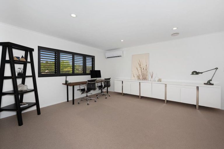 Photo of property in 903 Old North Road, Waimauku, 0882