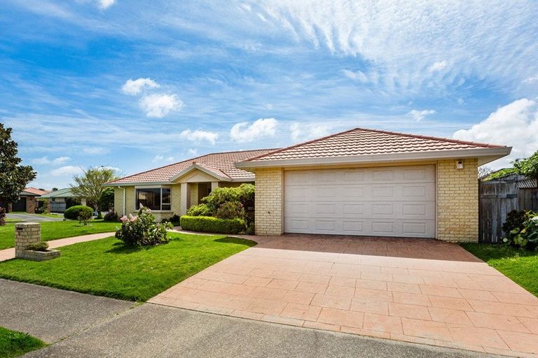 Photo of property in 2 Terry Lane, Paraparaumu Beach, Paraparaumu, 5032