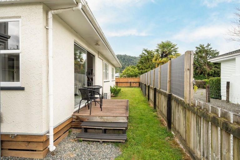 Photo of property in 121 Fairfax Street, Murchison, 7007