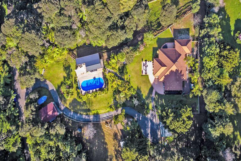 Photo of property in 118c Carter Road, Oratia, Auckland, 0604