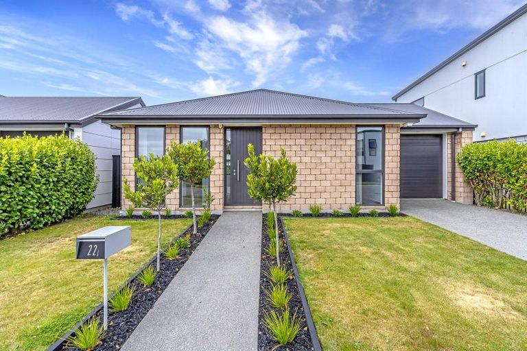 Photo of property in 22 George West Square West, Wigram, Christchurch, 8025