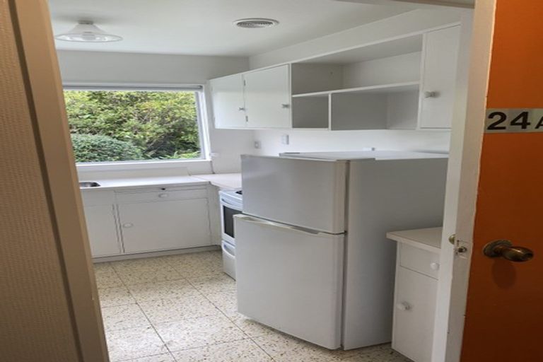 Photo of property in 24a Caesars Place, Churton Park, Wellington, 6037