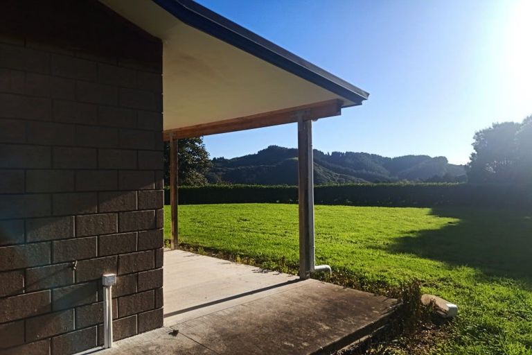 Photo of property in 281 North Manakau Road, Manakau, Levin, 5573