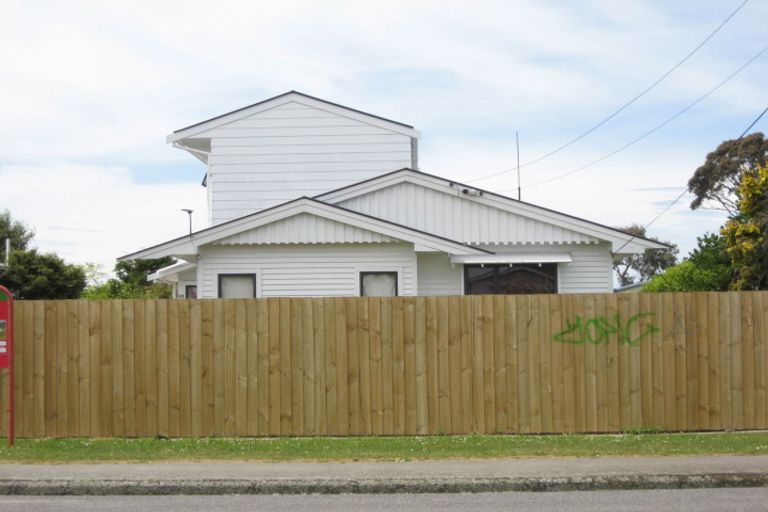 Photo of property in 25a Dampier Street, Woolston, Christchurch, 8023