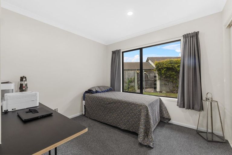 Photo of property in 19 Cayman Close, Shirley, Christchurch, 8052