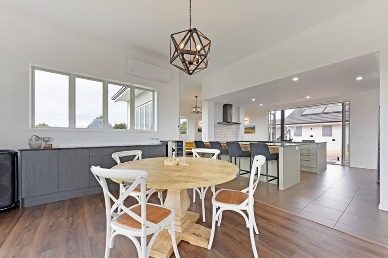 Photo of property in 19 Petra Way, Upper Moutere, 7173