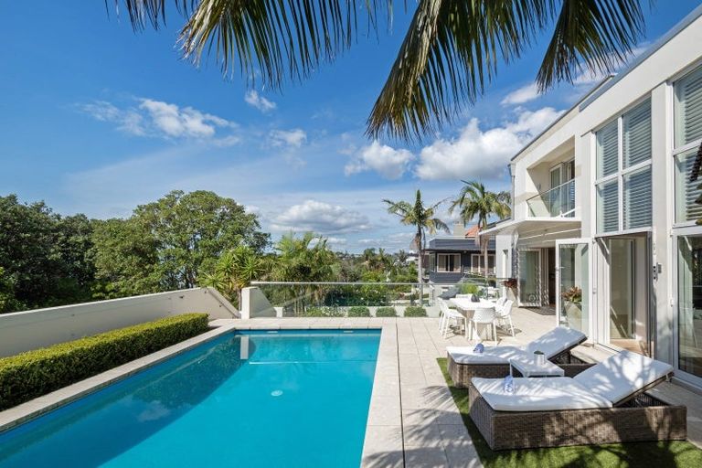 Photo of property in 35 Quedley Court, Eastern Beach, Auckland, 2012