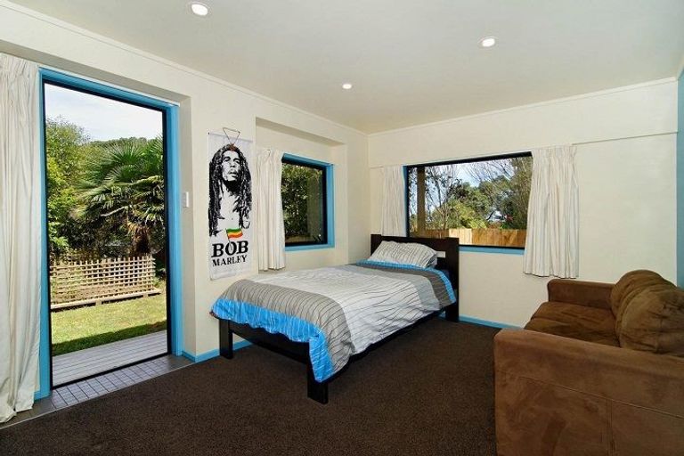 Photo of property in 171 Motutara Road, Muriwai, Waimauku, 0881