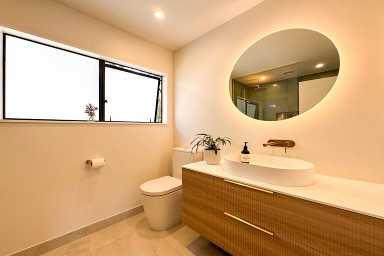 Photo of property in 1/29 Rangatira Road, Birkdale, Auckland, 0626