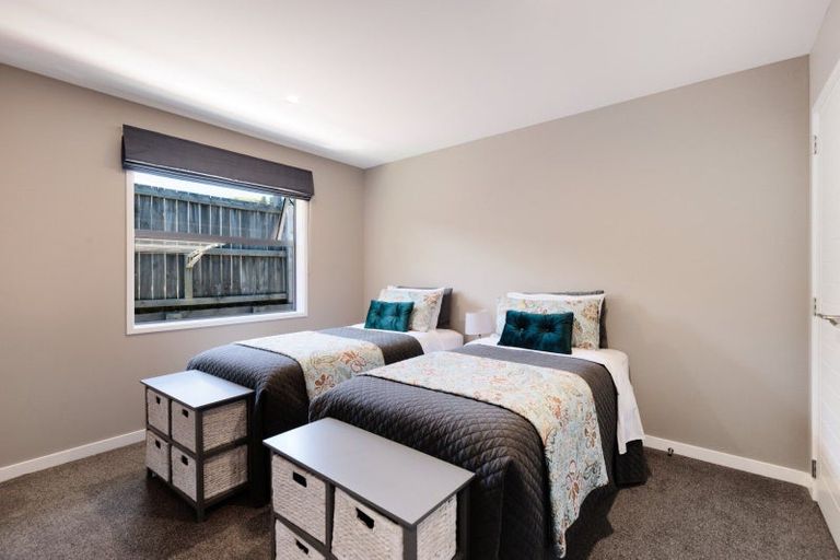 Photo of property in 135 Ballintoy Park Drive, Welcome Bay, Tauranga, 3175