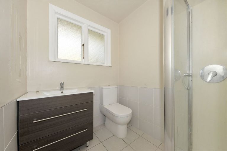 Photo of property in 147 Langdons Road, Northcote, Christchurch, 8052