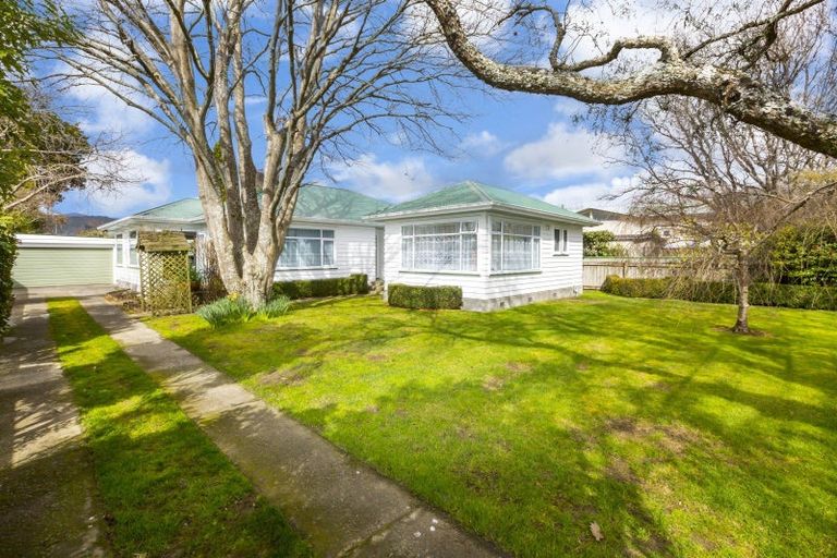 Photo of property in 380 Fergusson Drive, Heretaunga, Upper Hutt, 5018