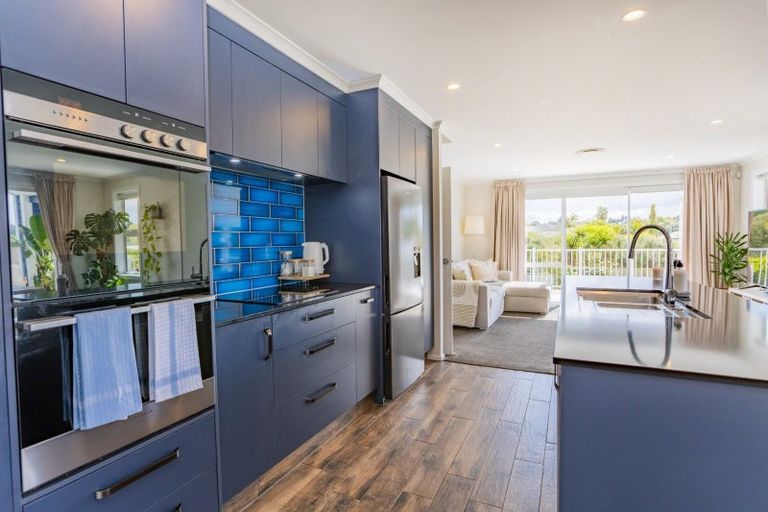 Photo of property in 27 Te Otinga Place, Pyes Pa, Tauranga, 3112