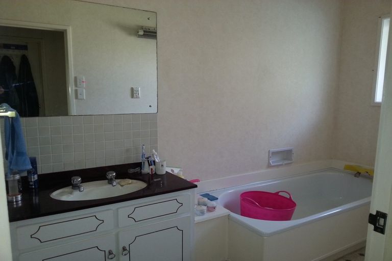 Photo of property in 1/16 Troon Place, Papatoetoe, Auckland, 2025