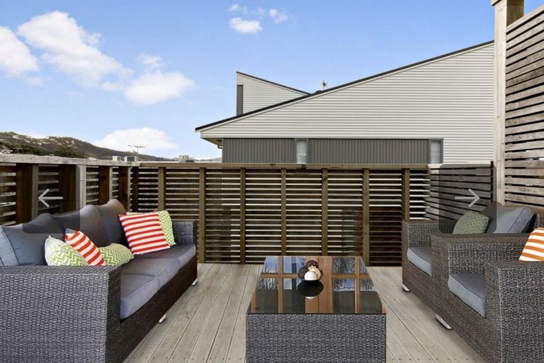 Photo of property in 12/31 Princess Terrace, Newtown, Wellington, 6021