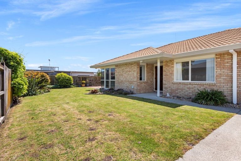 Photo of property in 41 Ocean Crest, Papamoa Beach, Papamoa, 3118