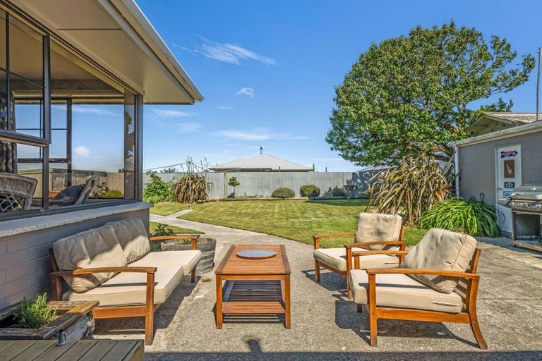 Photo of property in 89 High Street, Oxford, 7430