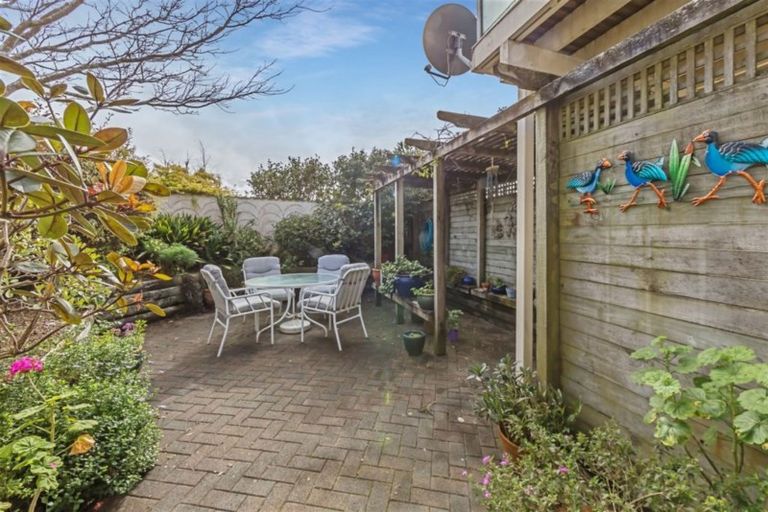 Photo of property in 46b Rosario Crescent, Red Beach, 0932