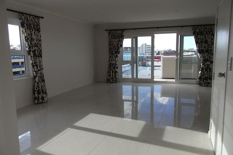 Photo of property in 26/118 Broadway, Newmarket, Auckland, 1023